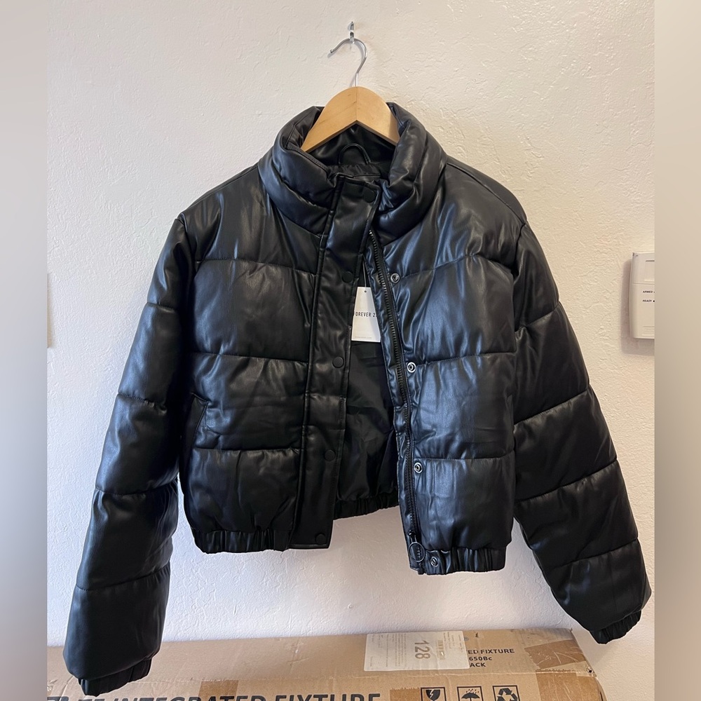 Forever 21 Puffer Black Jacket
